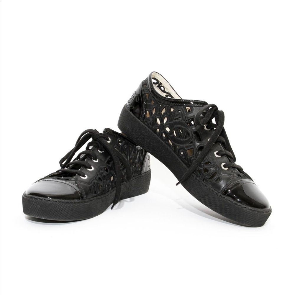 CHANEL sneaks